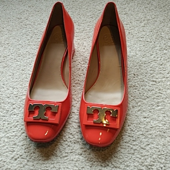 Tory Burch Shoes - Tory Burch gigi pump NWT red-orange